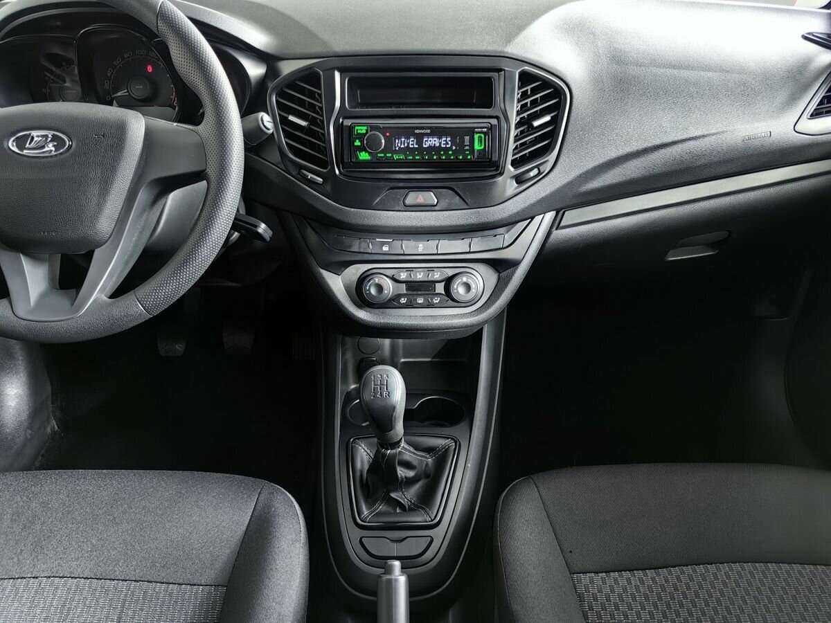 Lada (ВАЗ) Vesta с пробегом — 2021 год. Фото: #10