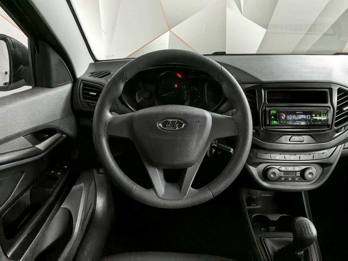 Lada (ВАЗ) Vesta с пробегом — 2021 год. Фото: #14