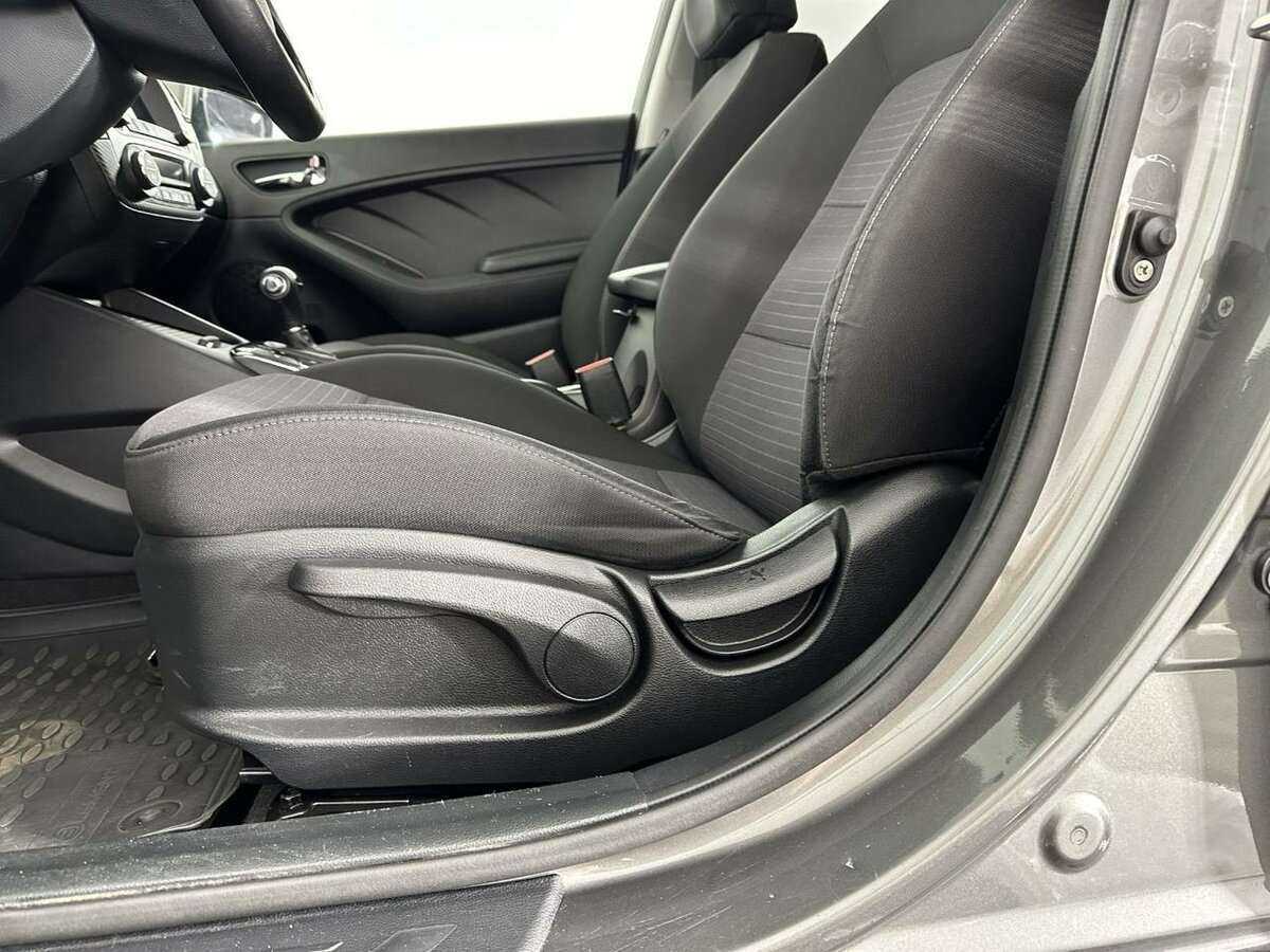 Kia Cerato с пробегом — 2019 год. Фото: #9