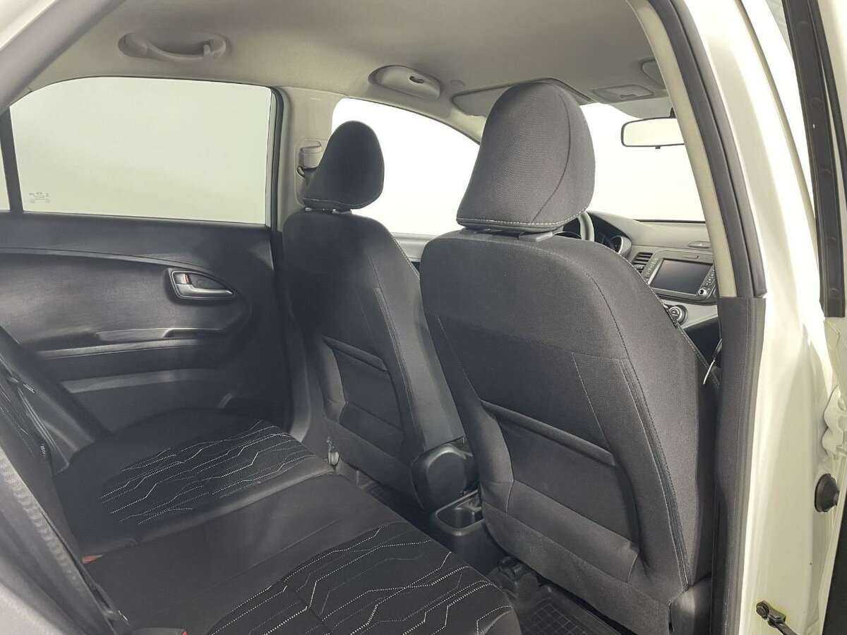 Kia Picanto с пробегом — 2015 год. Фото: #14