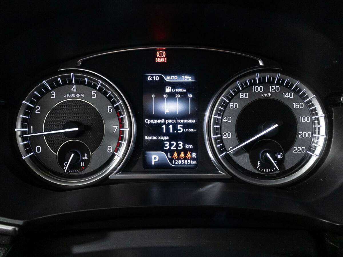 Suzuki Vitara с пробегом — 2019 год. Фото: #11