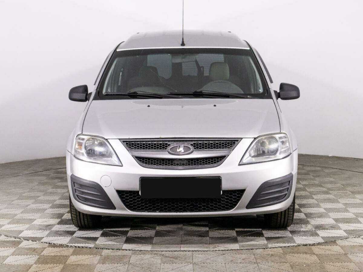 Lada (ВАЗ) Largus с пробегом — 2015 год. Фото: #1