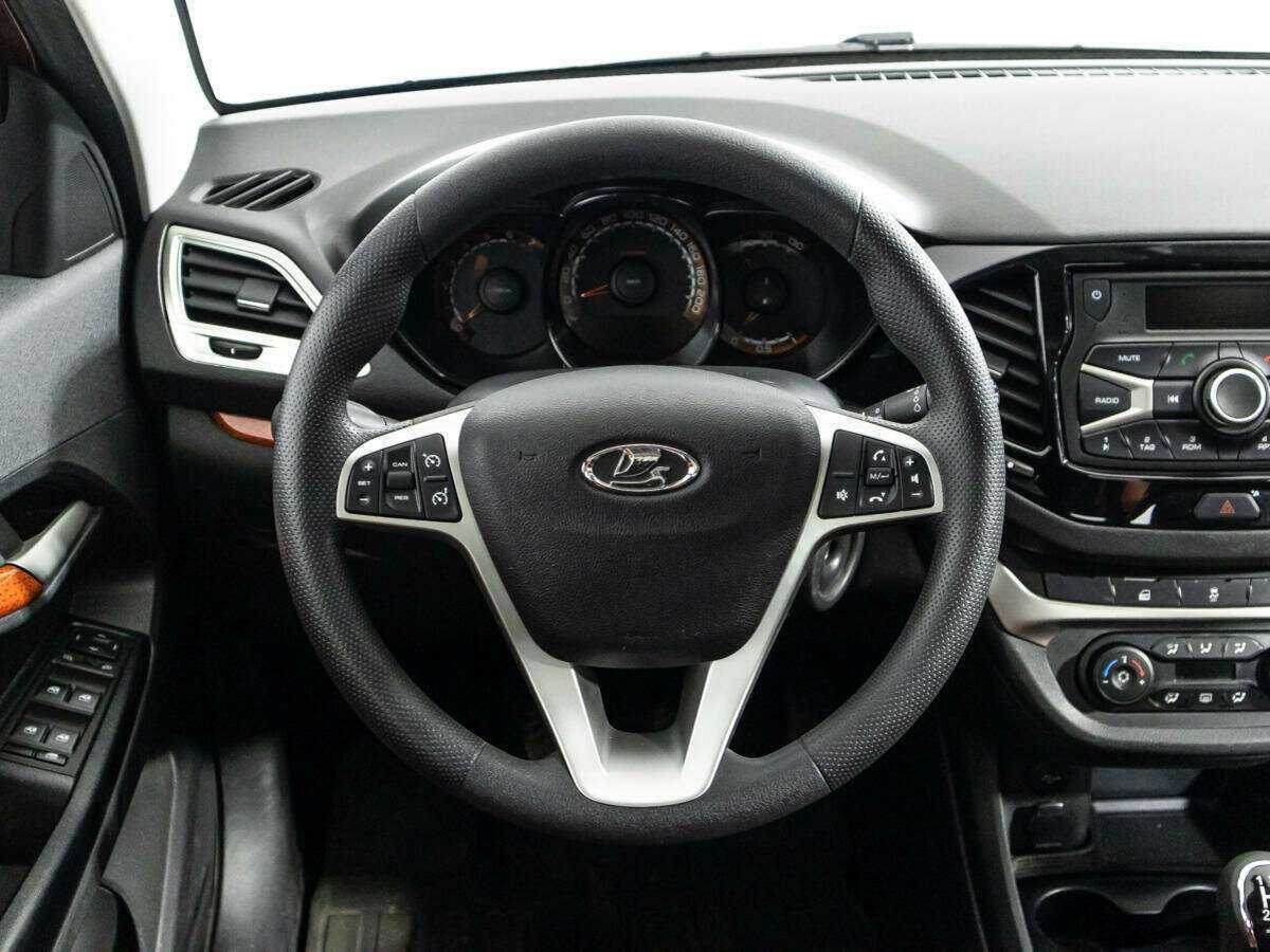 Lada (ВАЗ) Vesta с пробегом — 2021 год. Фото: #16