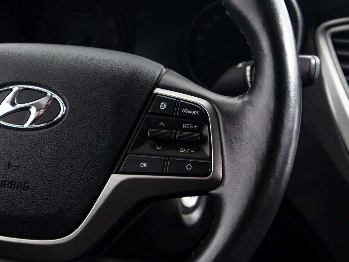 Hyundai Solaris с пробегом — 2019 год. Фото: #17