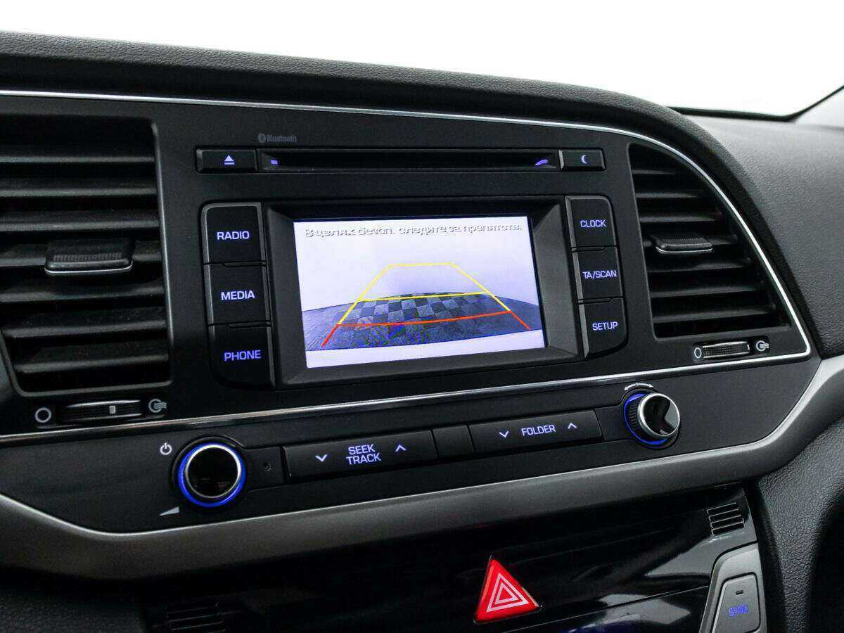 Hyundai Elantra с пробегом — 2017 год. Фото: #14