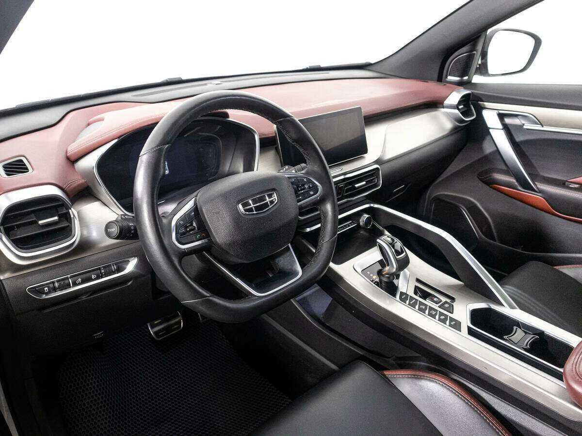 Geely Coolray с пробегом — 2021 год. Фото: #10