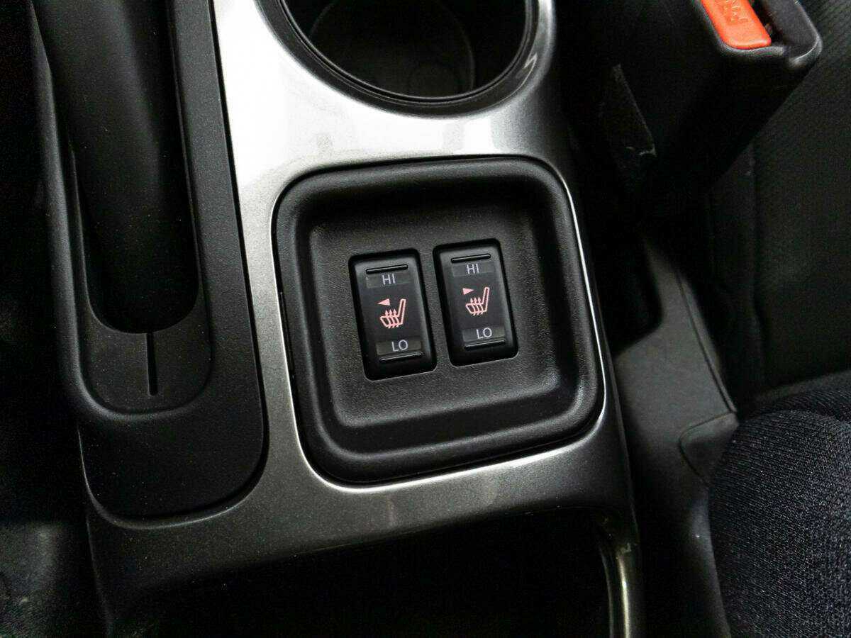 Nissan Juke с пробегом — 2014 год. Фото: #16