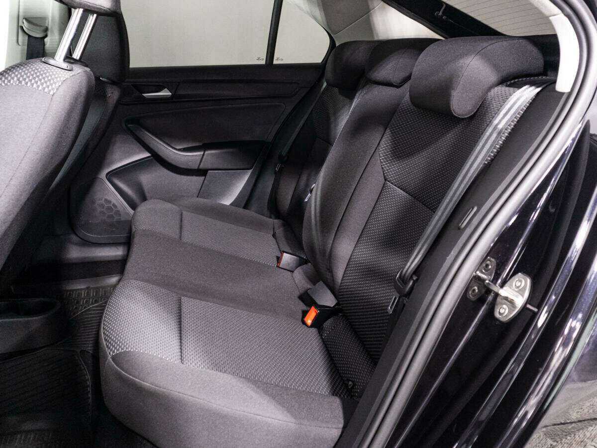 Volkswagen Polo с пробегом — 2021 год. Фото: #9