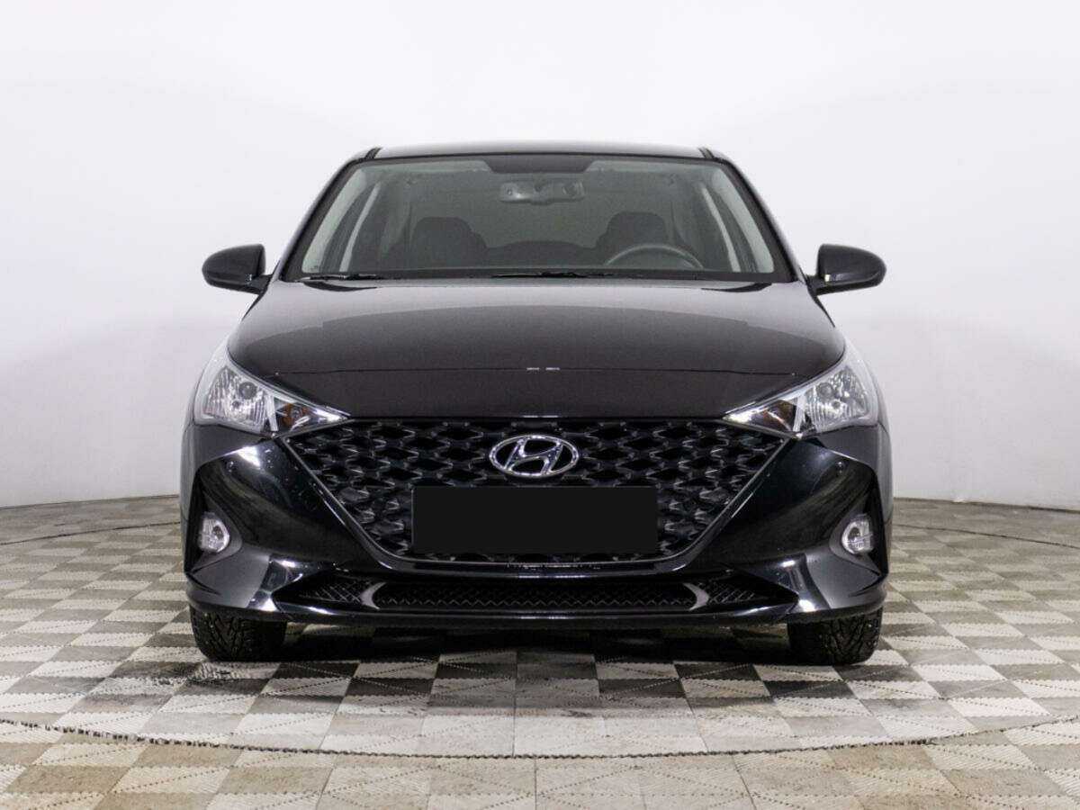 Hyundai Solaris с пробегом — 2021 год. Фото: #1