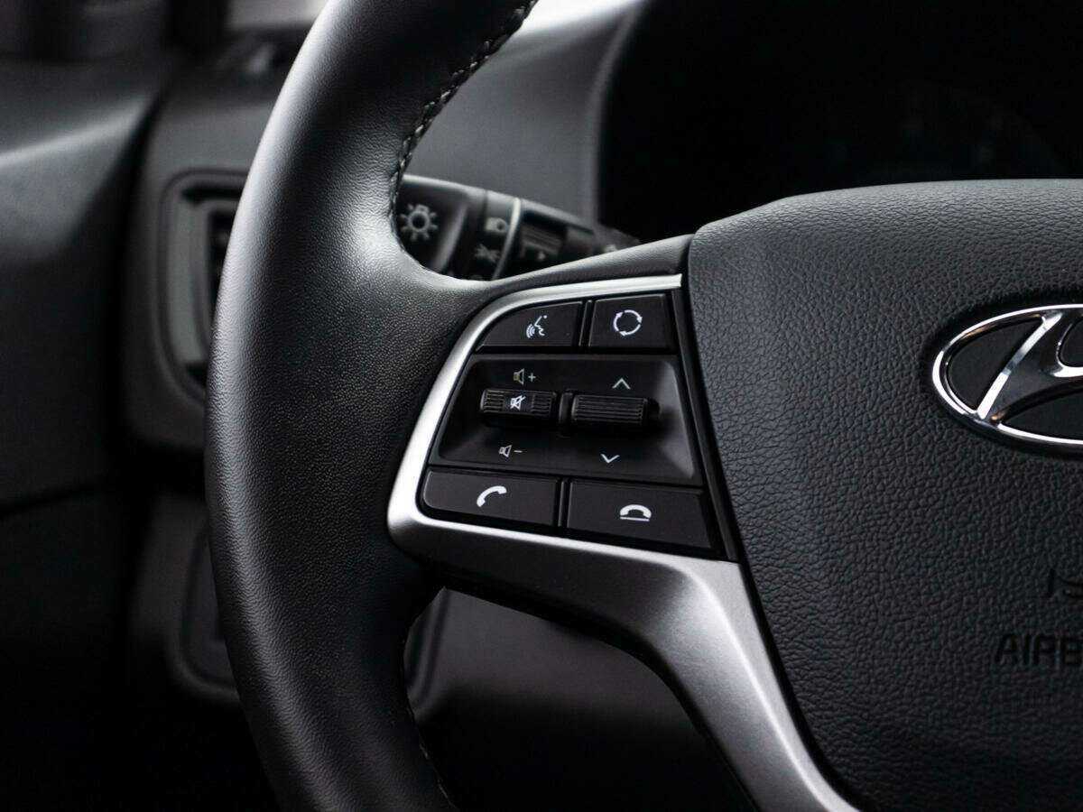 Hyundai Solaris с пробегом — 2021 год. Фото: #18