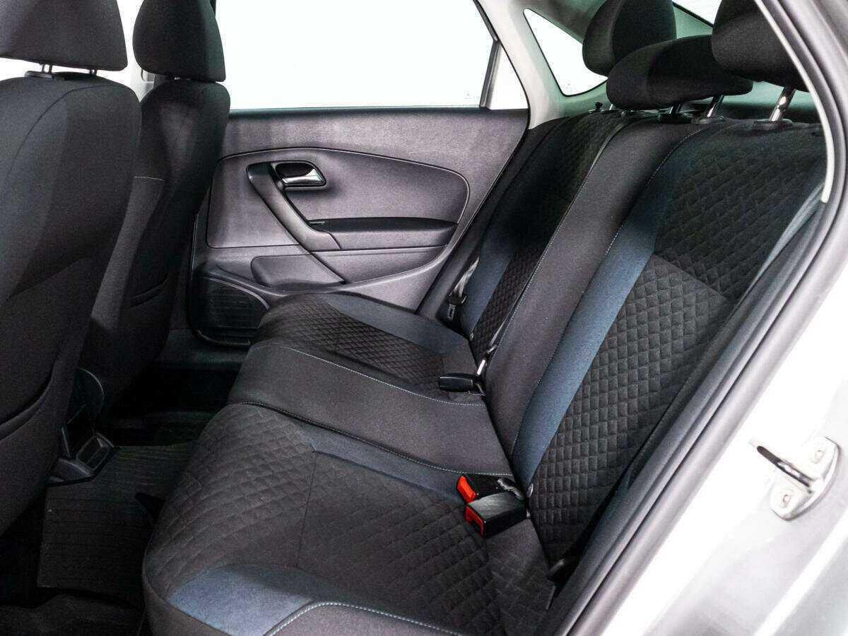 Volkswagen Polo с пробегом — 2019 год. Фото: #9