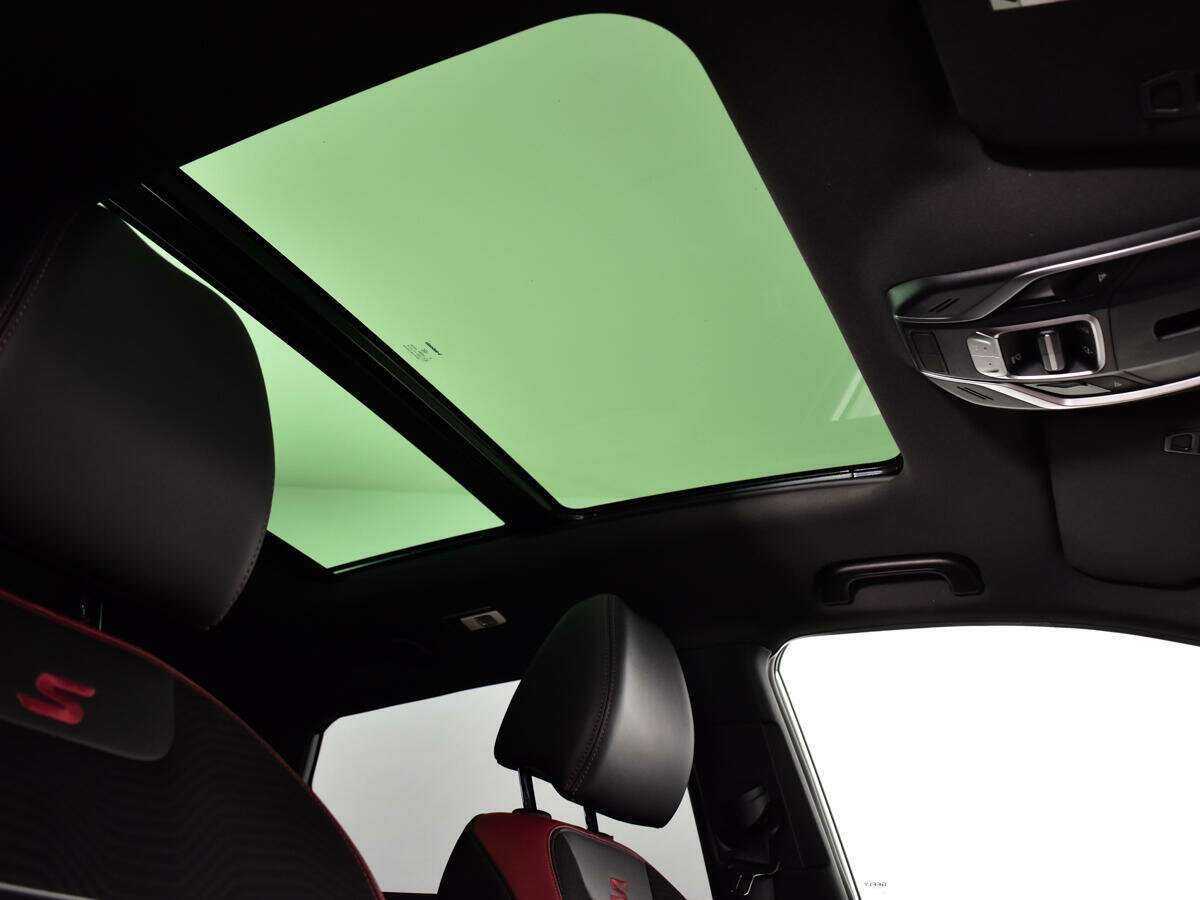 Geely Coolray с пробегом — 2022 год. Фото: #12