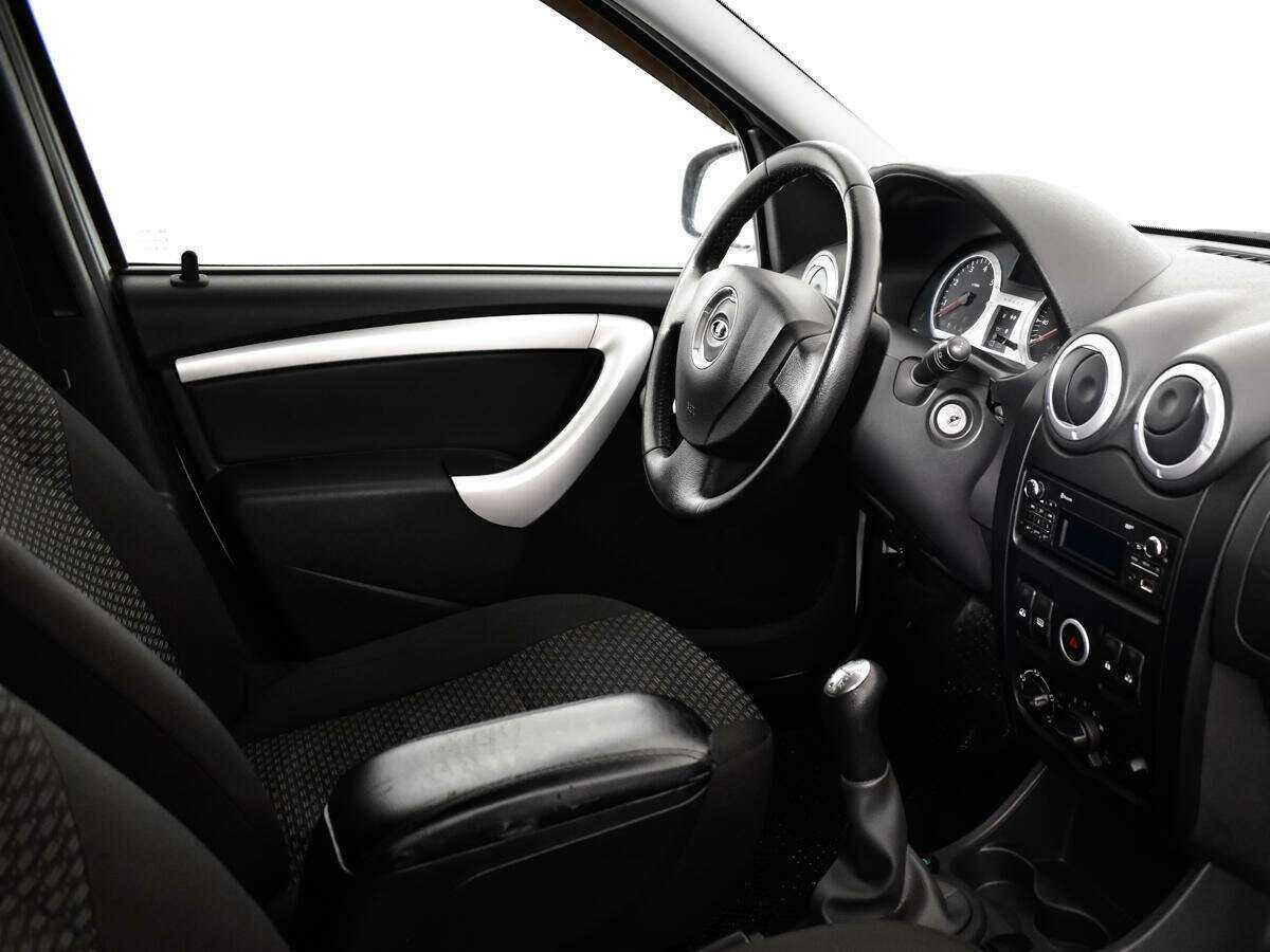 Lada (ВАЗ) Largus с пробегом — 2019 год. Фото: #8