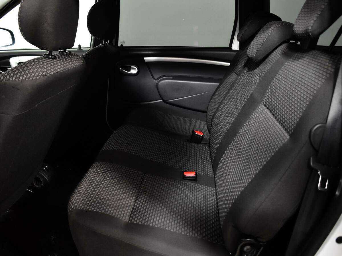 Lada (ВАЗ) Largus с пробегом — 2019 год. Фото: #9