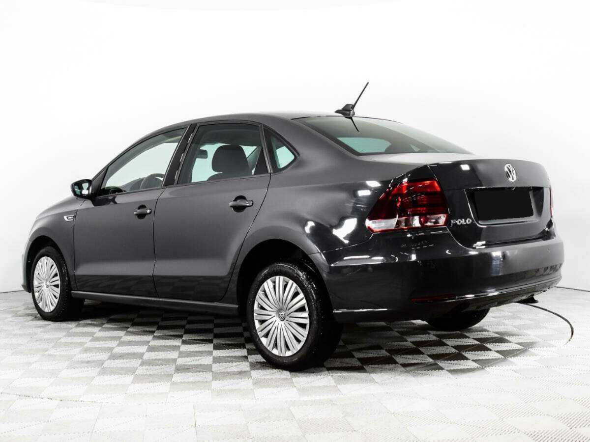 Volkswagen Polo с пробегом — 2018 год. Фото: #6