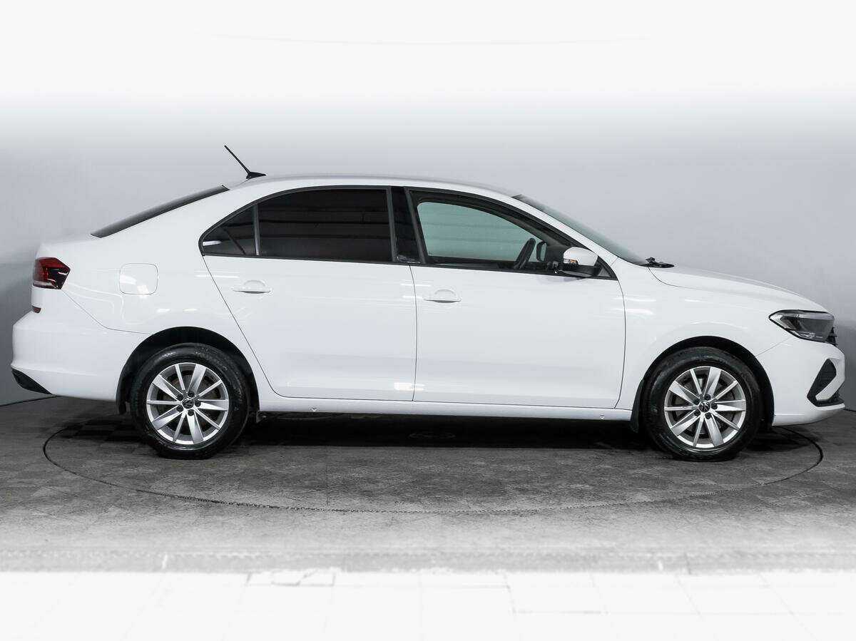 Volkswagen Polo с пробегом — 2020 год. Фото: #3