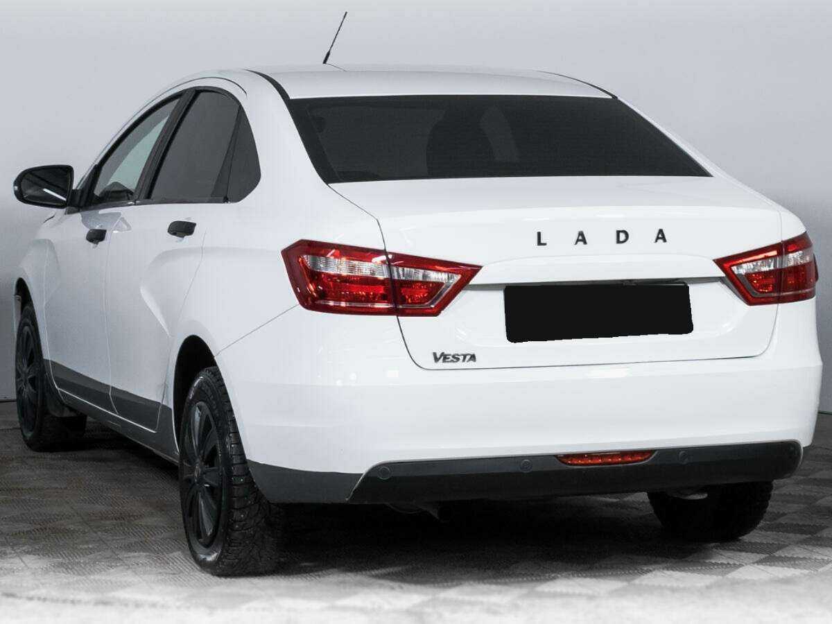 Lada (ВАЗ) Vesta с пробегом — 2019 год. Фото: #6