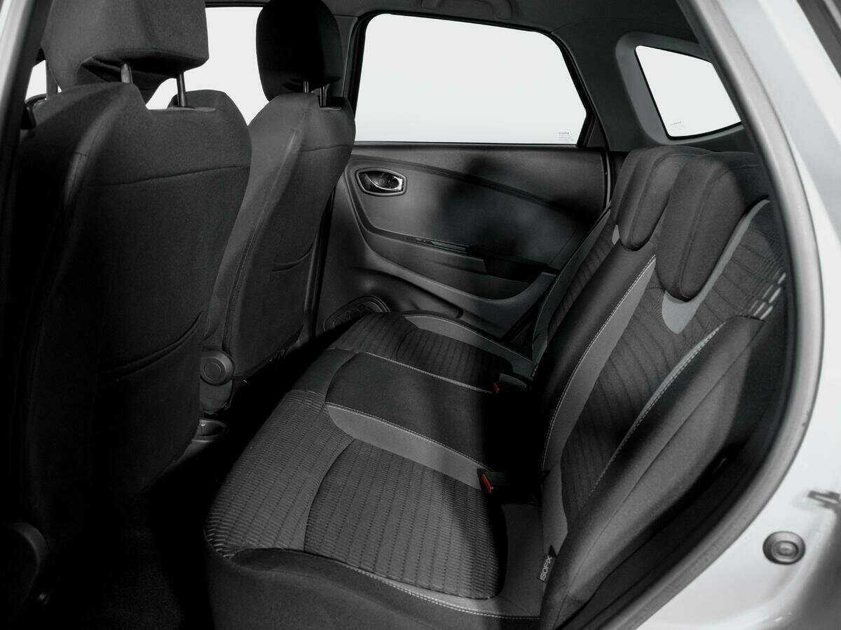 Renault Kaptur с пробегом — 2016 год. Фото: #9