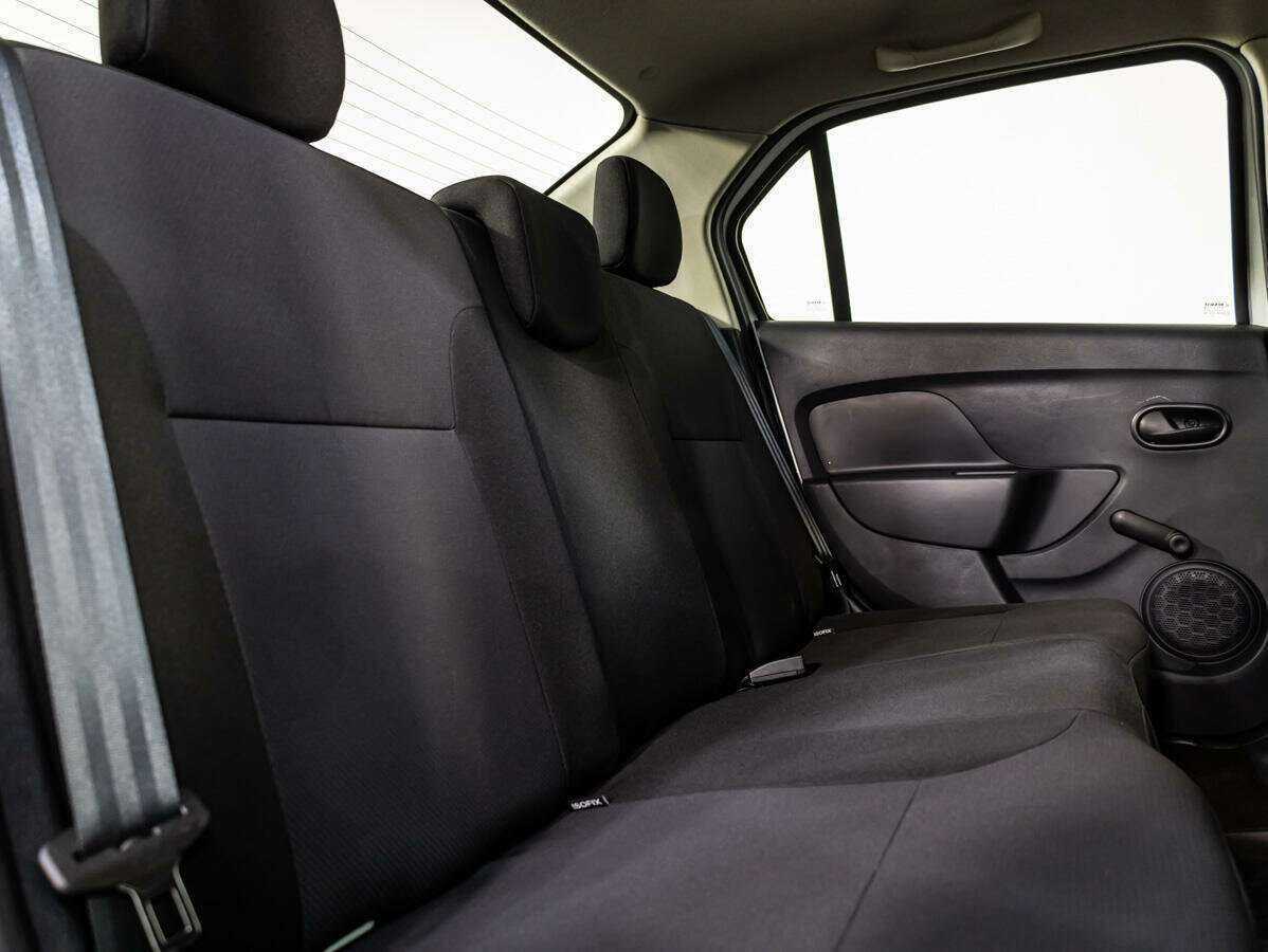 Renault Logan с пробегом — 2019 год. Фото: #10