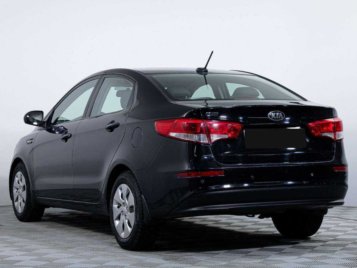 Kia Rio с пробегом — 2017 год. Фото: #6