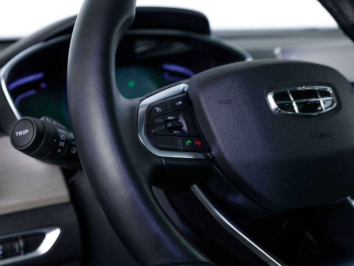 Geely Coolray с пробегом — 2022 год. Фото: #14