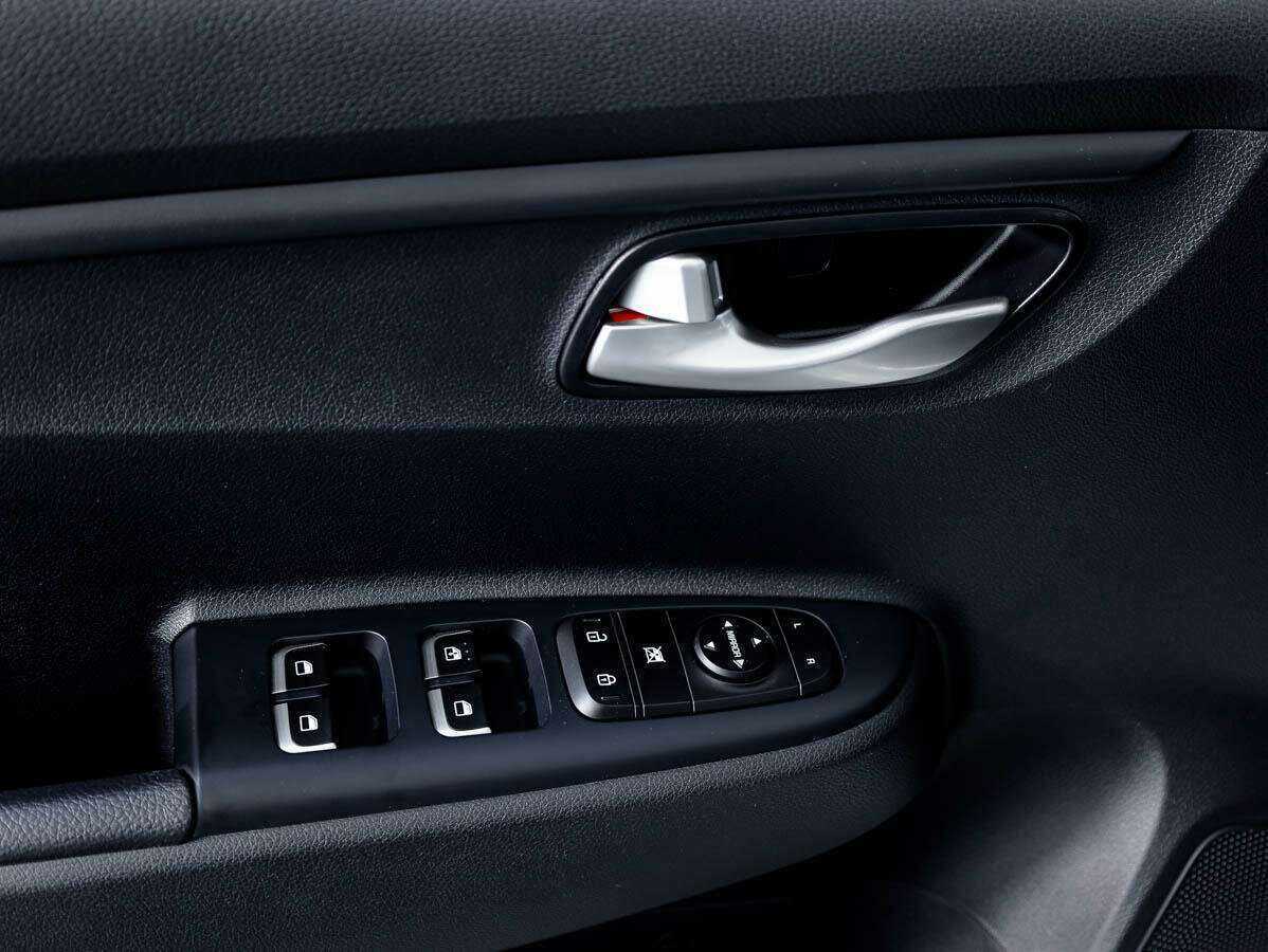 Kia Rio с пробегом — 2019 год. Фото: #12