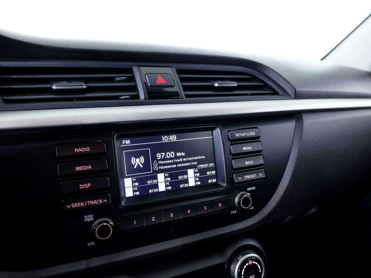 Kia Rio с пробегом — 2019 год. Фото: #13