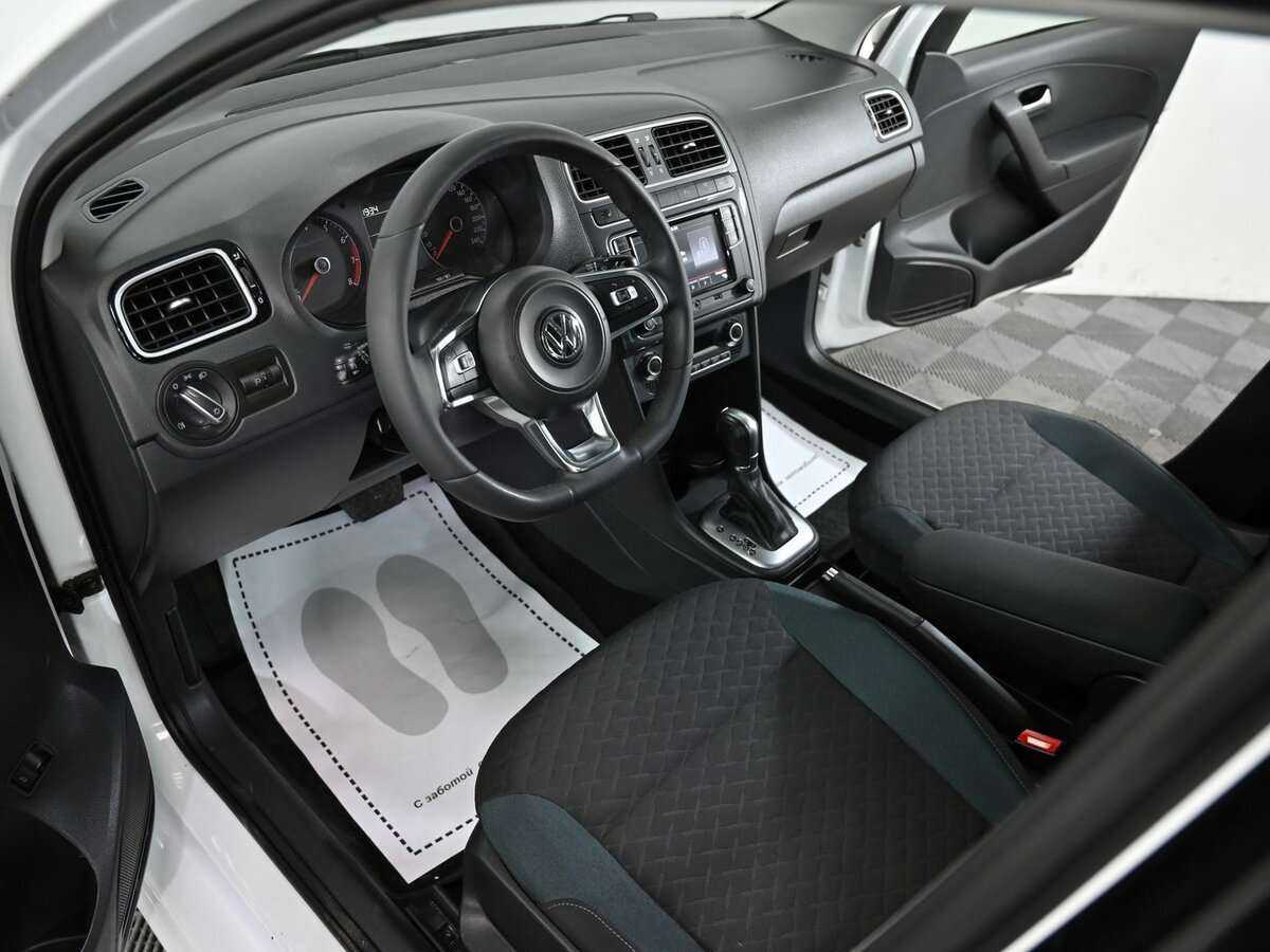 Volkswagen Polo с пробегом — 2019 год. Фото: #4