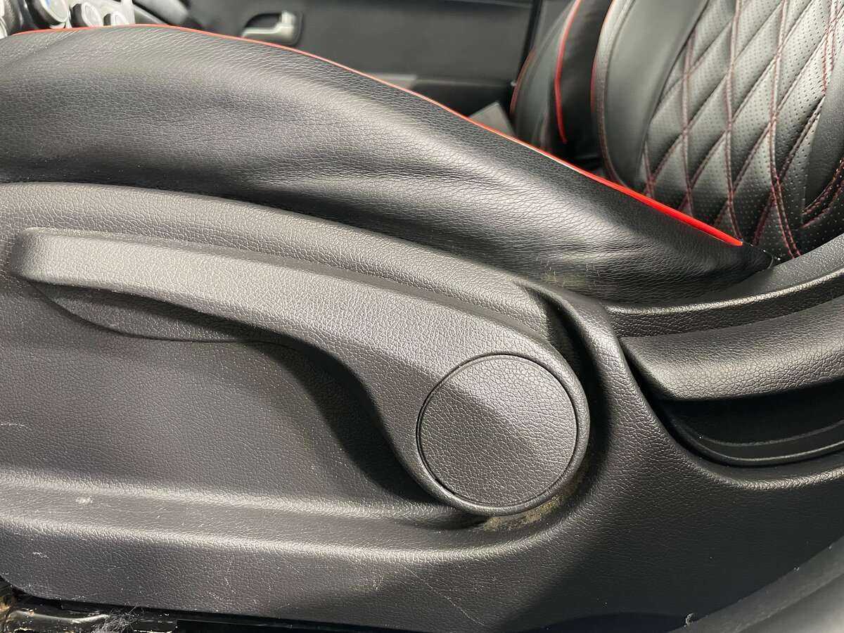 Kia Rio с пробегом — 2015 год. Фото: #17