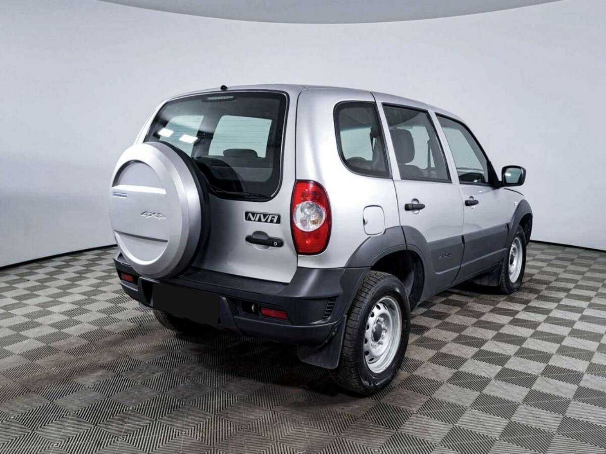 Lada (ВАЗ) Niva с пробегом — 2020 год. Фото: #3