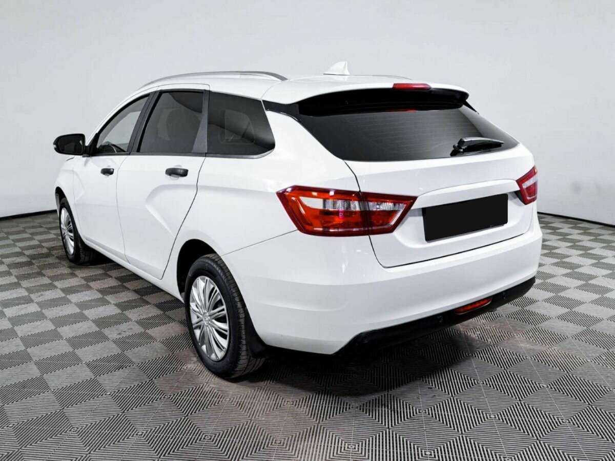 Lada (ВАЗ) Vesta с пробегом — 2019 год. Фото: #5