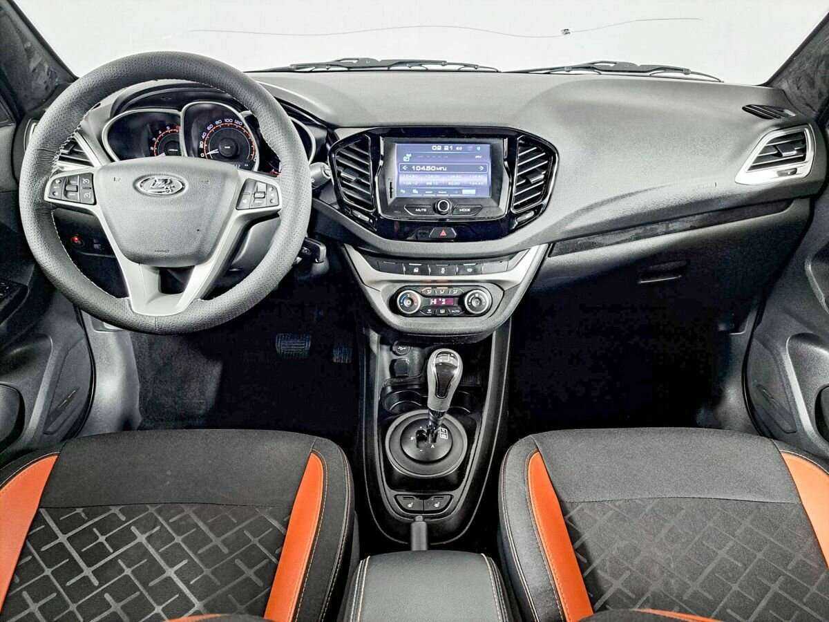 Lada (ВАЗ) Vesta с пробегом — 2017 год. Фото: #11