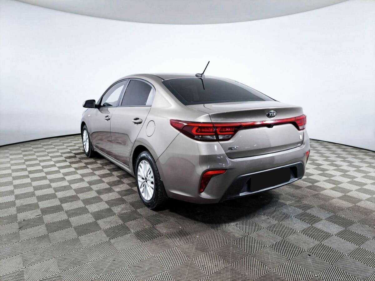 Kia Rio с пробегом — 2020 год. Фото: #6