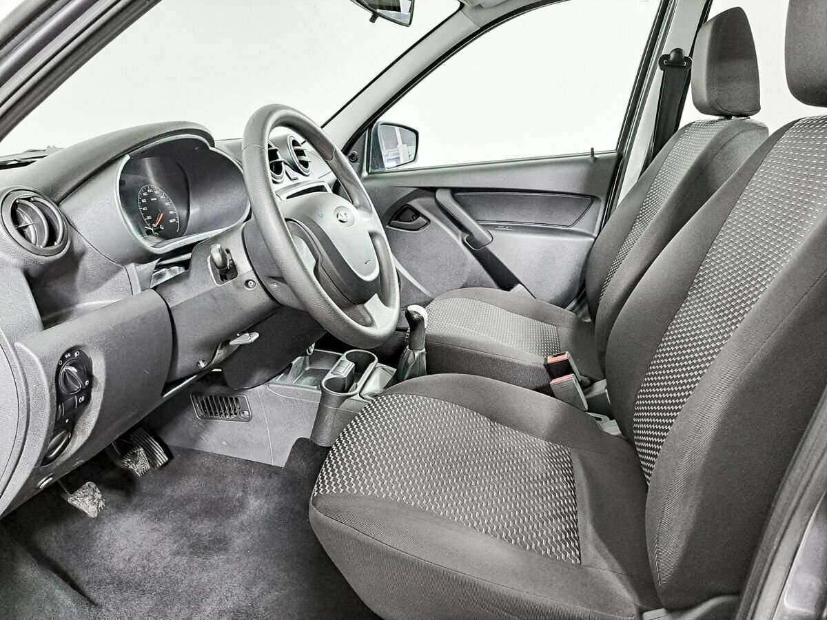 Lada (ВАЗ) Granta с пробегом — 2017 год. Фото: #11