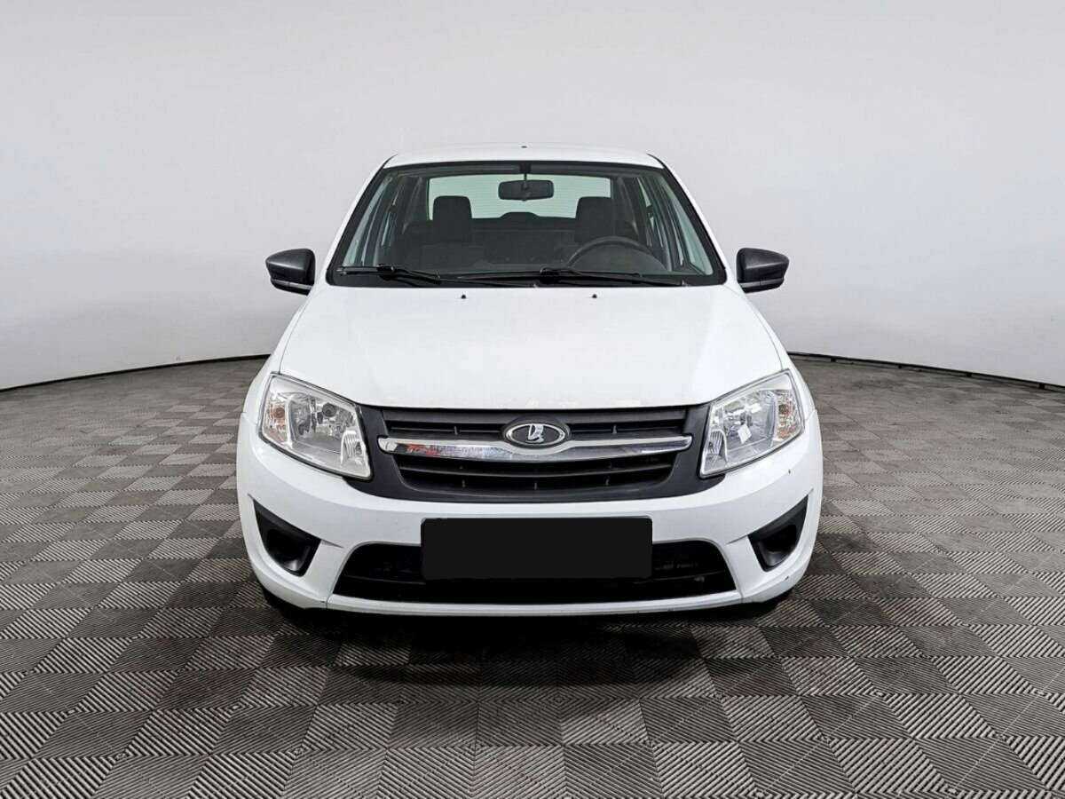 Lada (ВАЗ) Granta с пробегом — 2017 год. Фото: #1