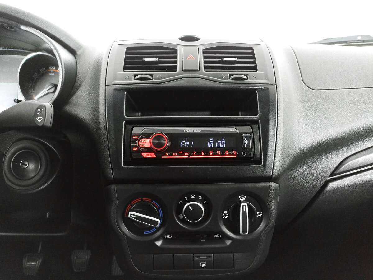 Lada (ВАЗ) Granta с пробегом — 2020 год. Фото: #9