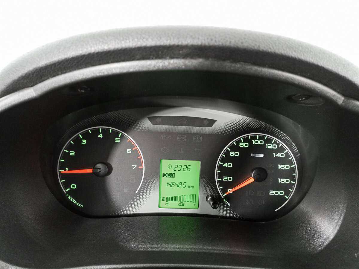 Lada (ВАЗ) Granta с пробегом — 2015 год. Фото: #10