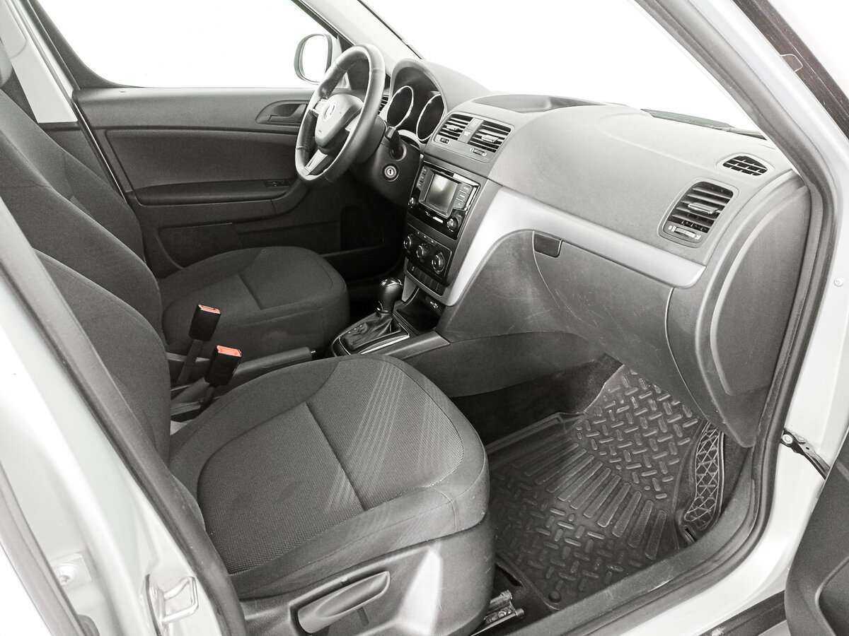 Skoda Yeti с пробегом — 2015 год. Фото: #8