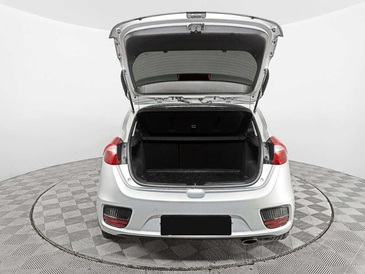 Kia Ceed с пробегом — 2018 год. Фото: #9