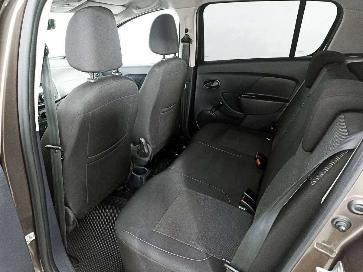 Renault Sandero с пробегом — 2020 год. Фото: #9