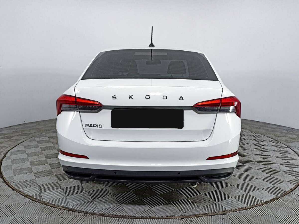 Skoda Rapid с пробегом — 2020 год. Фото: #5