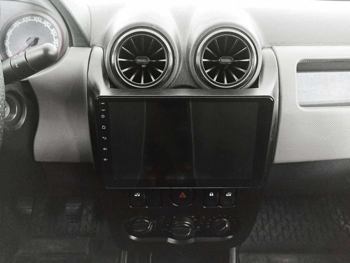 Renault Logan с пробегом — 2012 год. Фото: #14