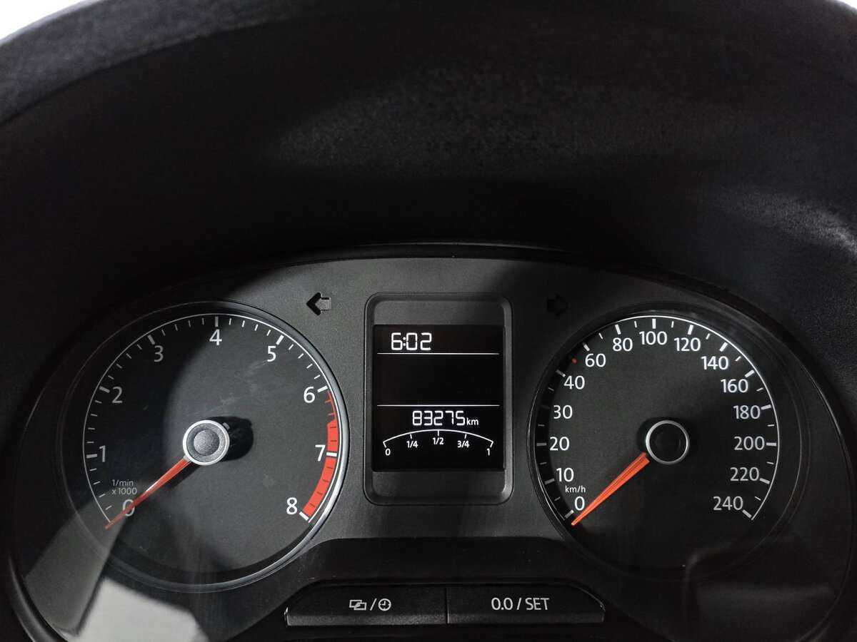 Volkswagen Polo с пробегом — 2018 год. Фото: #9