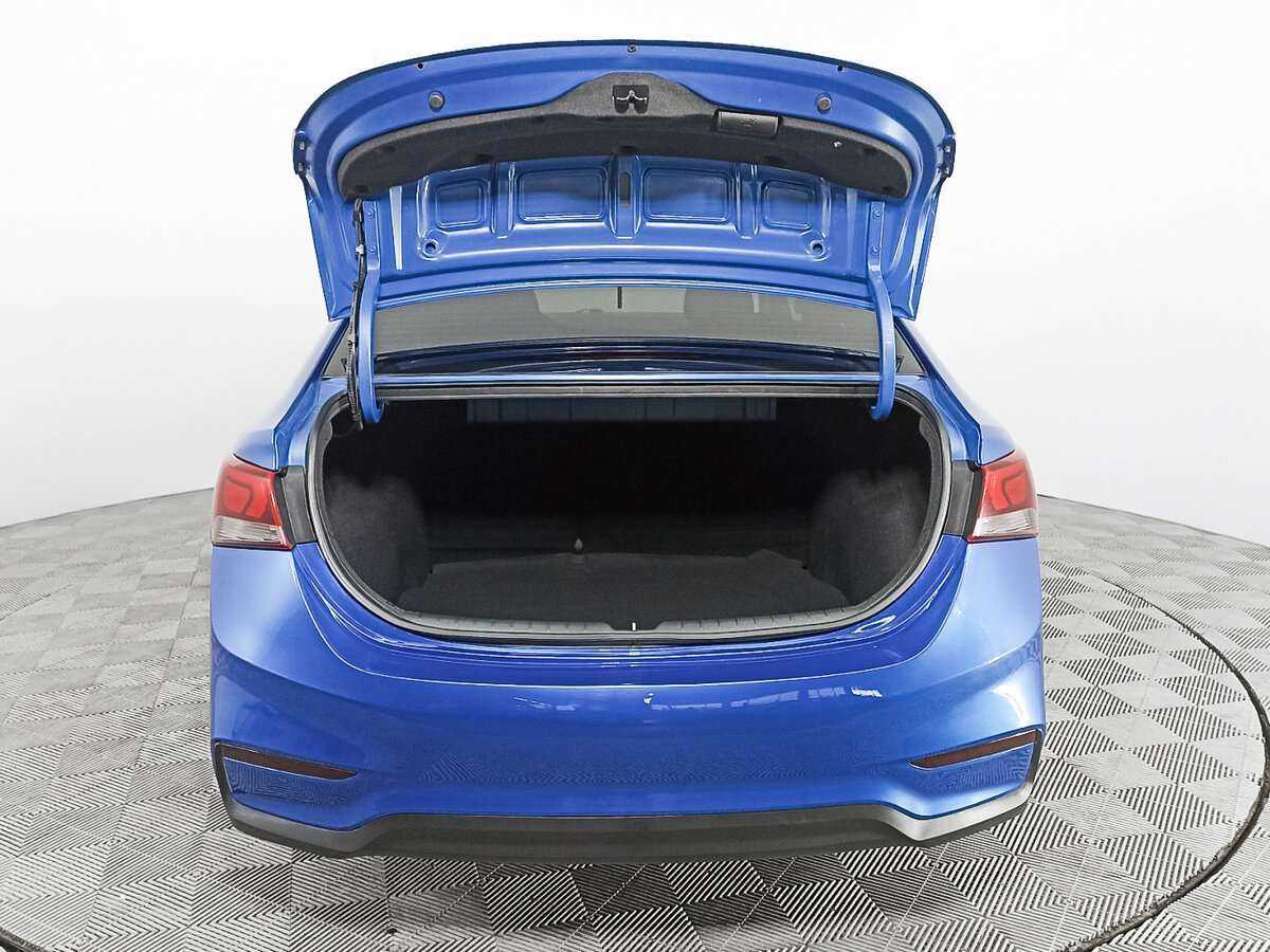 Hyundai Solaris с пробегом — 2020 год. Фото: #9