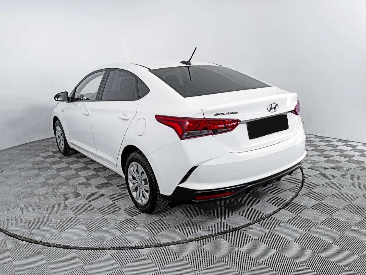 Hyundai Solaris с пробегом — 2021 год. Фото: #5