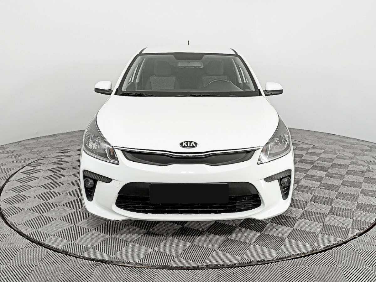 Kia Rio с пробегом — 2020 год. Фото: #1