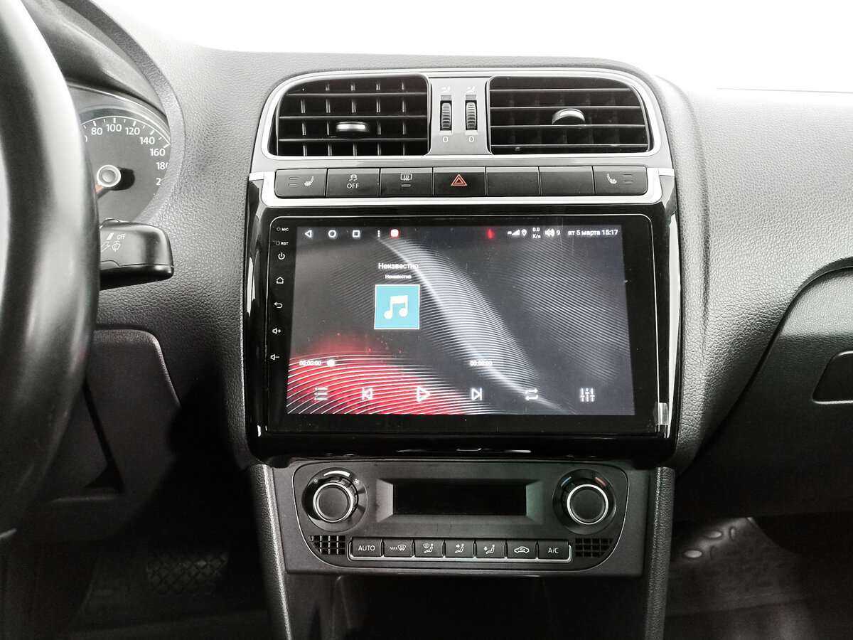 Volkswagen Polo с пробегом — 2019 год. Фото: #12