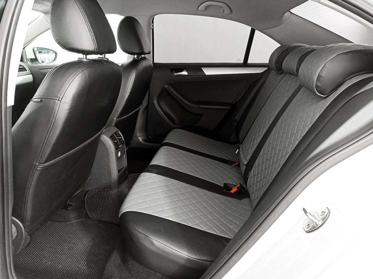 Volkswagen Jetta с пробегом — 2016 год. Фото: #11