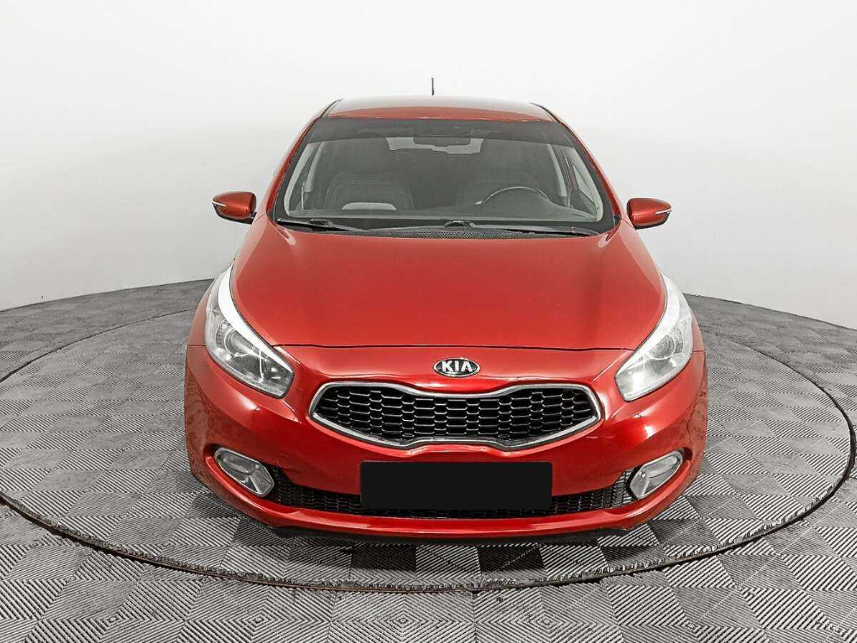 Kia Ceed с пробегом — 2014 год. Фото: #1