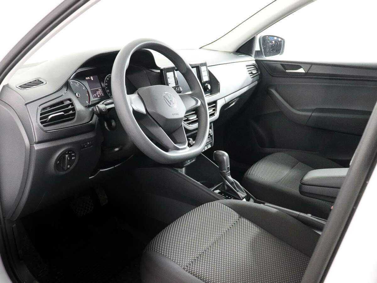 Volkswagen Polo с пробегом — 2022 год. Фото: #7